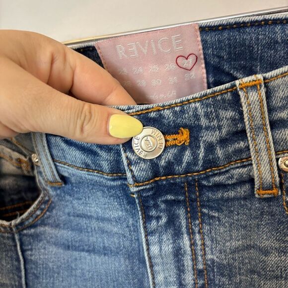 REVICE Venus Crop Star Two Tone Stretch Taper
Jeans size 27 - Picture 8 of 12